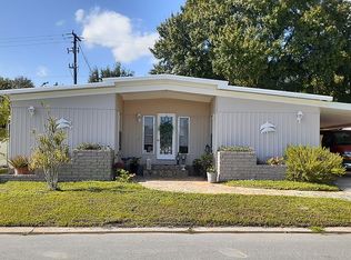 28 Tahitian Dr, Ellenton, FL 34222