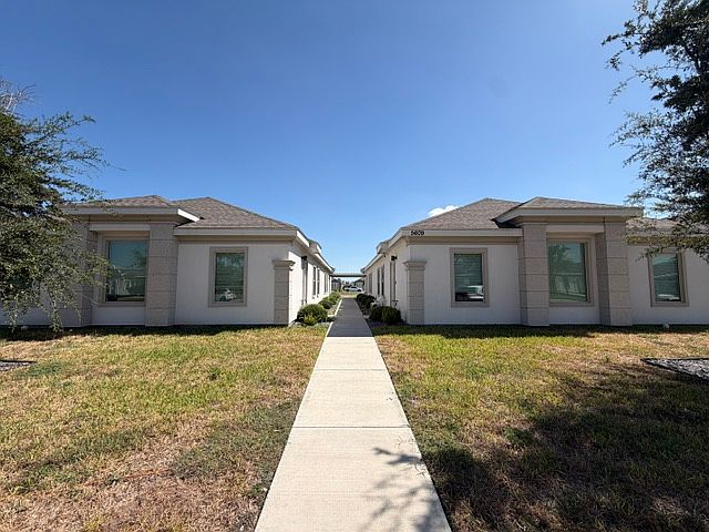 1st image of 5609 Sandpiper Ave #2