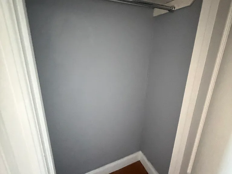 305 49th St #14D — Photo 5
