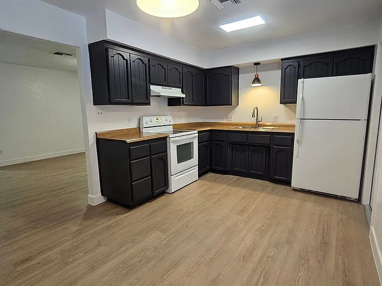 4532 E. Caballero Circle — Photo 36