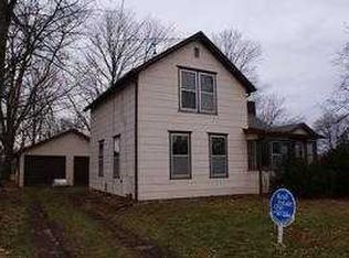 240 Pine St, Imlay City, MI