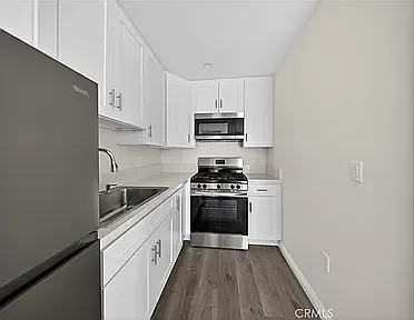 14833 Nordhoff St — Photo 3