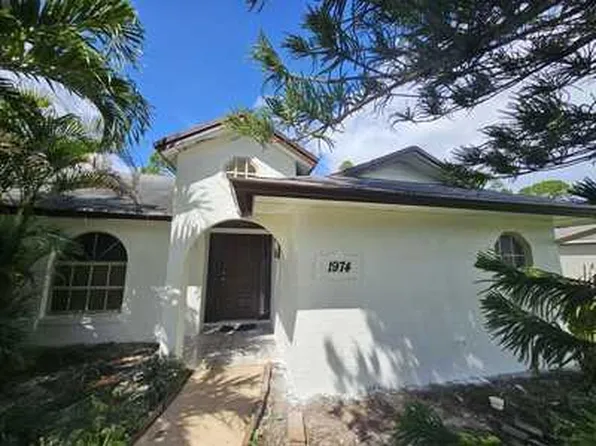 1974 SE Floresta Drive, Port St Lucie, FL 34983