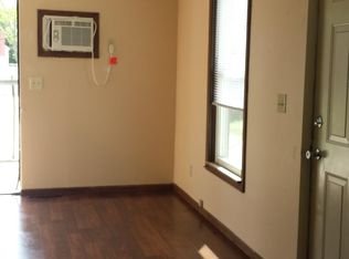 508 Island St APT 7, La Crosse, WI 54603