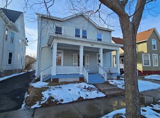 918 Villa St, Racine, WI 53403