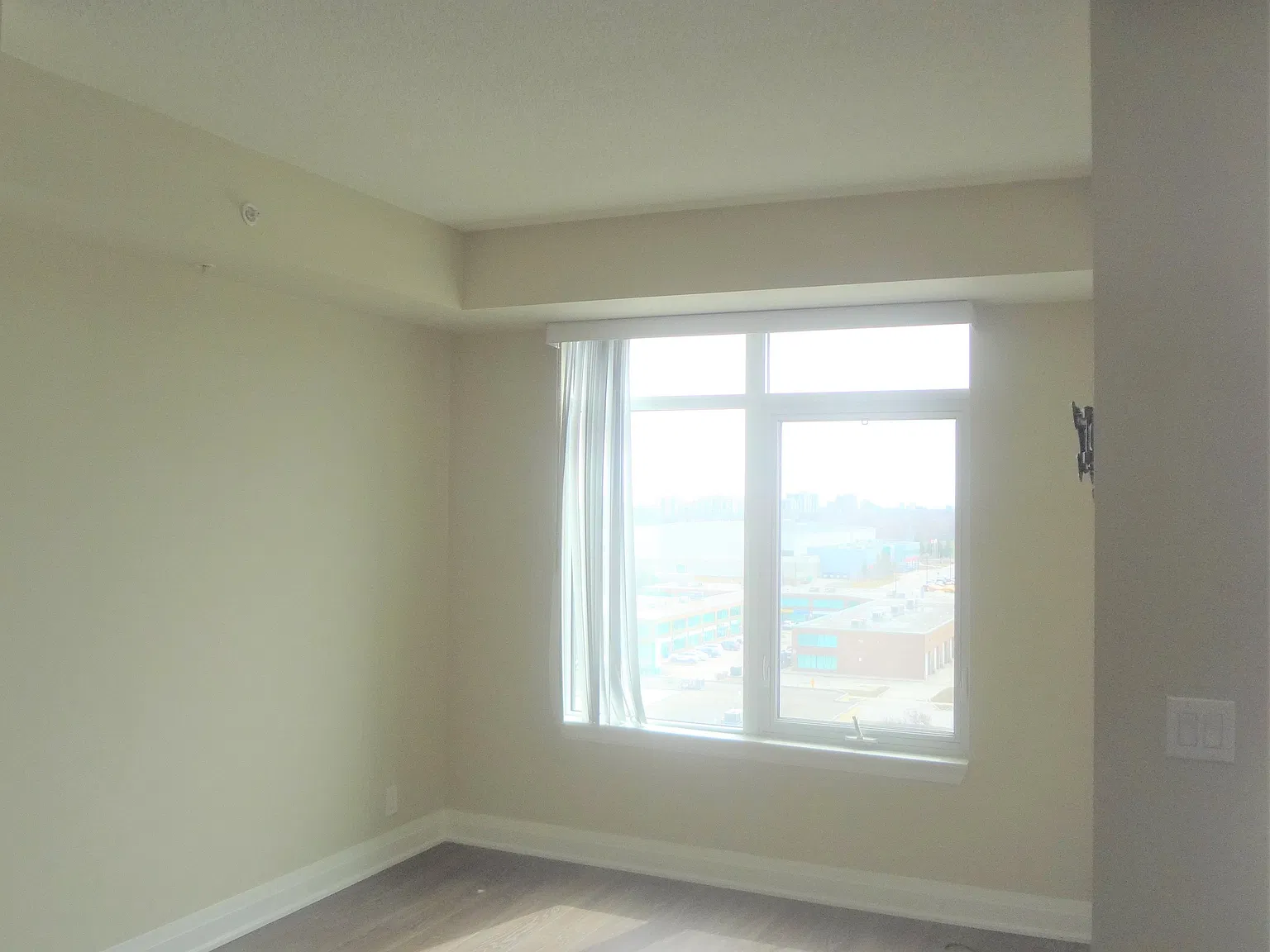 2 bed, $2,350 — Photo 3