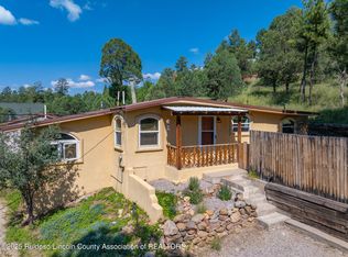 324 5th St, Ruidoso, NM 88345