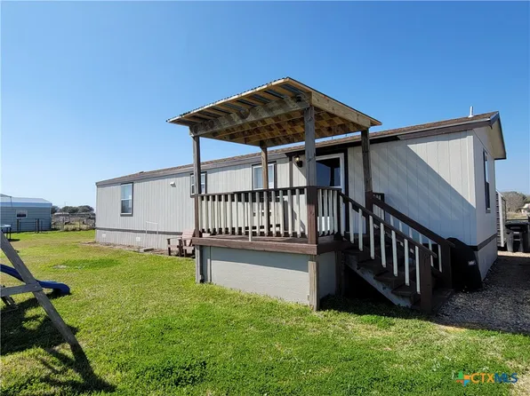 110 Dillon Dr, Victoria, TX 77905