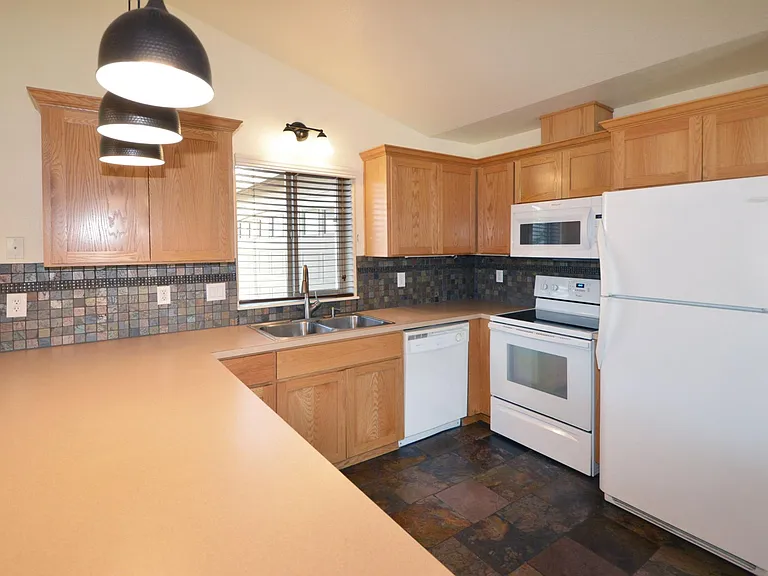Kitchen 2