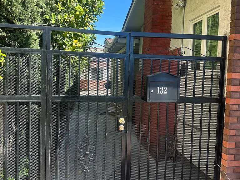 132 S Cedar St — Photo 15