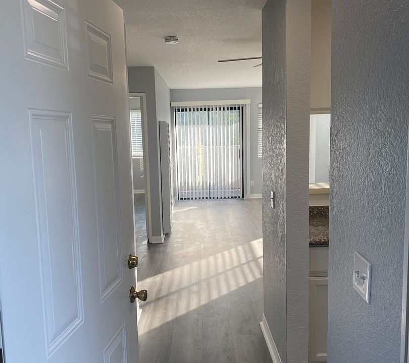 1st image of 2250 Cedar Ave APT 9