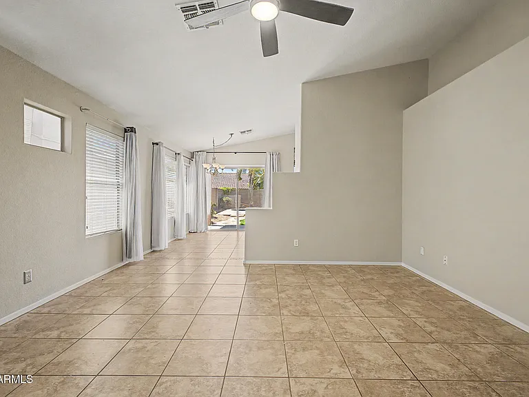 4319 E Tether Trl — Photo 14