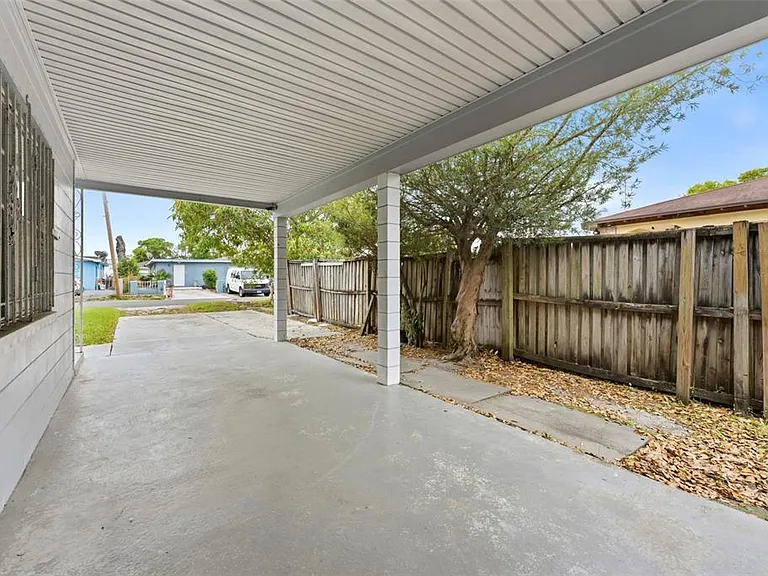 2711 W Heiter St — Photo 19