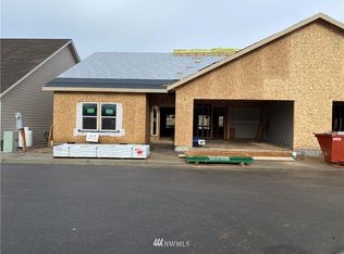 241 21st St NW, East Wenatchee, WA 98802