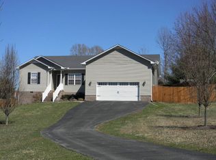 4011 Elwin Dr, Cookeville, TN 38506