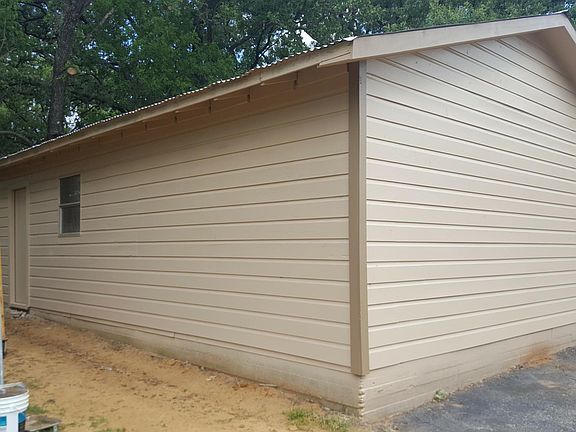 Storage building has two entrances
