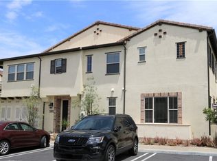 402 El Paseo, Lake Forest, CA 92610