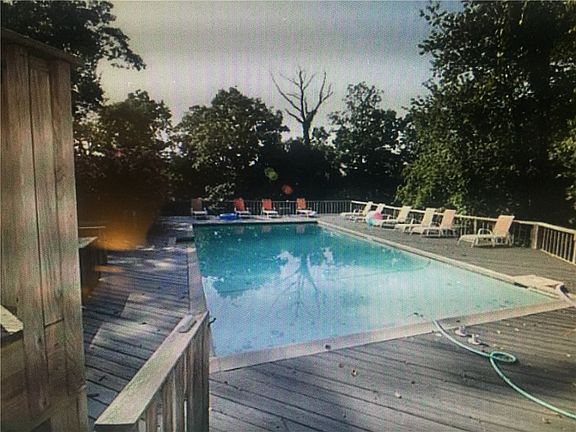 5th image of 1 N Kenwood Ln