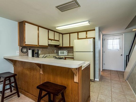 Kitchen and Entrance