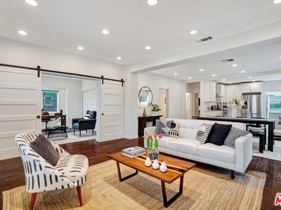 2022 W 29th Pl, Los Angeles, CA, 90018