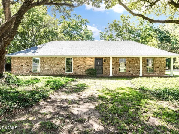 405 Macarthur Rd, Ville Platte, LA 70586