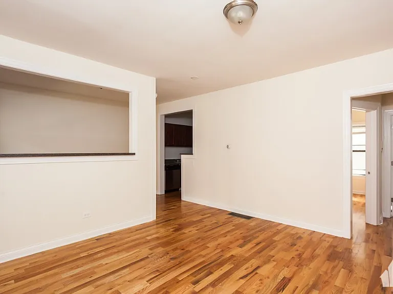 824 W Waveland Ave #1 — Photo 2