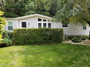 2008 Glendale Rd, Pittston Township, PA 18640