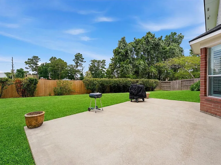 19311 Kristen Park Ct — Photo 23
