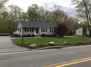 264 Hoppin Hill Ave, North Attleboro, MA 02760
