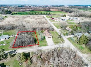Acorn Rd #33, Neenah, WI 54956