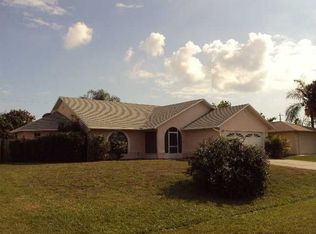 418 Tunison Ln, Sebastian, FL 32958