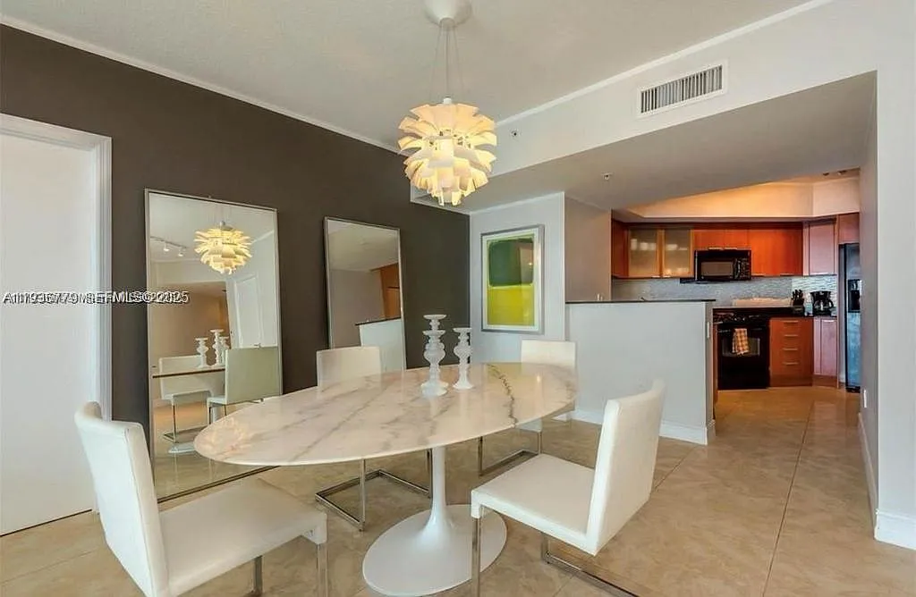 2 bed, $7,500 — Photo 3