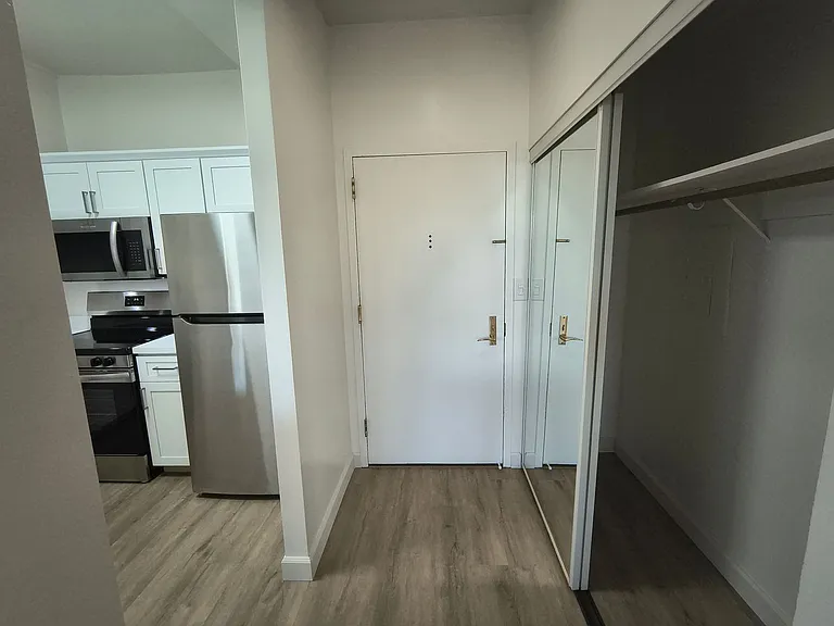 6363 Christie Ave #324 — Photo 16