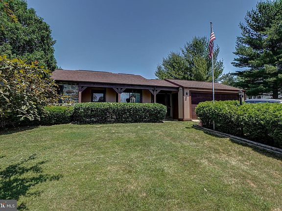 4th image of 11310 Brookside Ct
