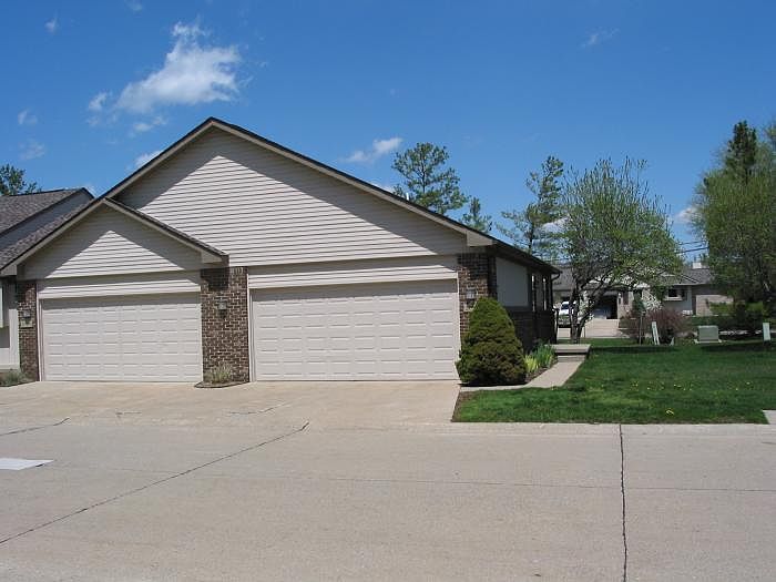 1st image of 20503 Brandonwood Dr