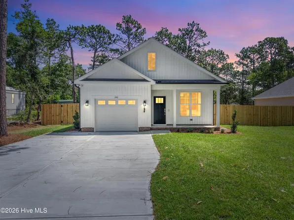 192 Elm Road, Southport, NC 28461
