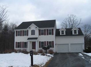 7 Natalie Ct, Schenectady, NY 12304