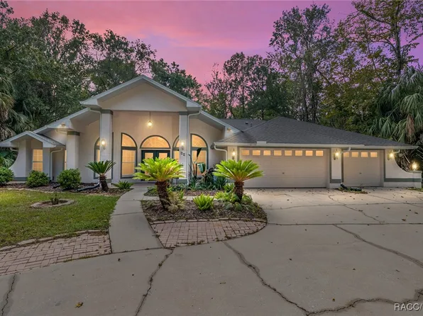 90 Winding River Ln, Inglis, FL 34449