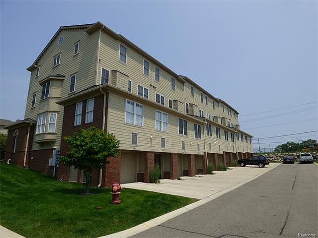 2nd image of 3992 Forester Blvd #60