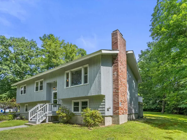 24 Rainbow Drive, Goffstown, NH 03045