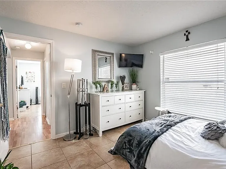 4158 Forest Island Dr — Photo 4