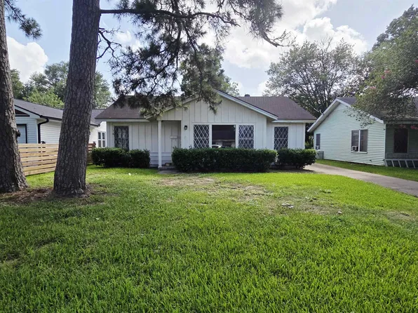 5590 Winfree St, Beaumont, TX 77705