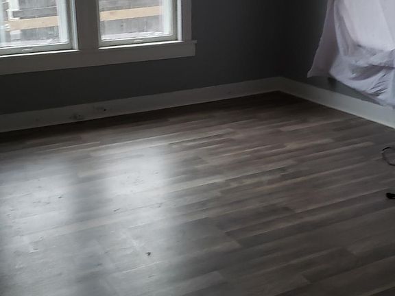 Front bedroom 13ft x 13ft size