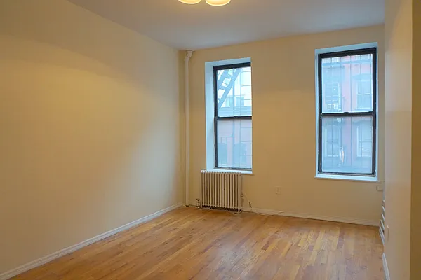 Rented by Compass | media 9