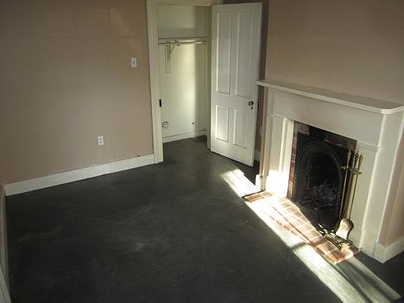 5th image of 210 N 29th St
