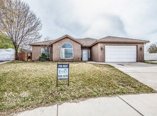 1920 S Bridle Cir, Washington, UT 84780