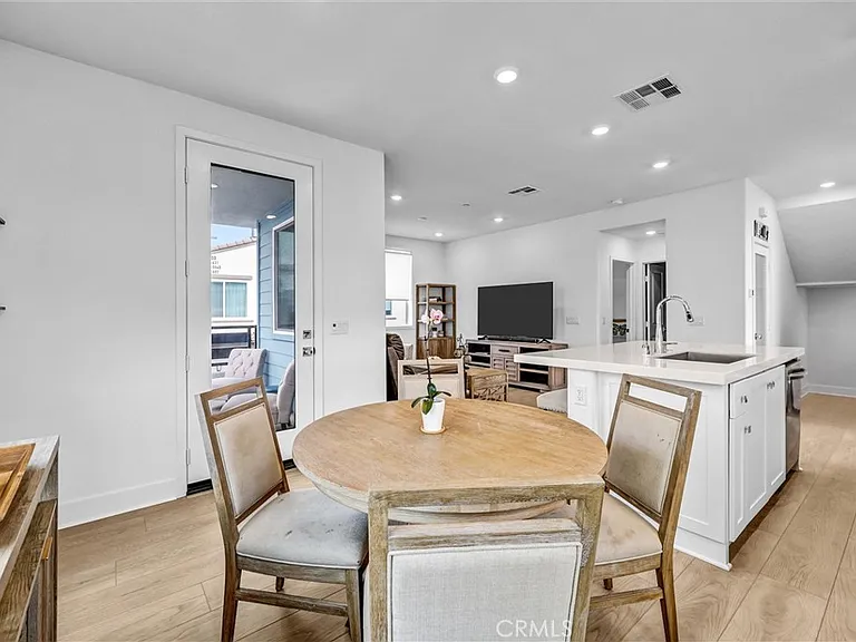 302 Fawn St — Photo 13