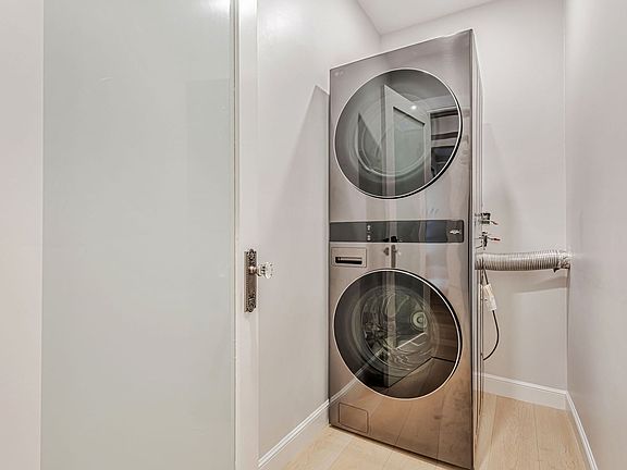 5th image of 4170 17th St APT 102