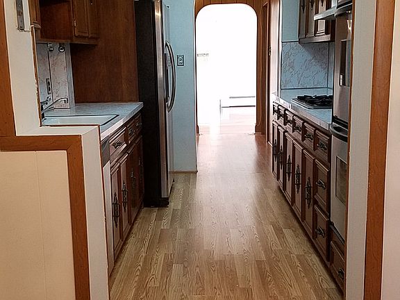 3rd image of 2238 28th St #3