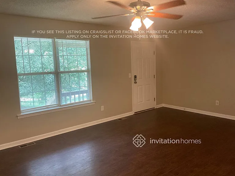 109 Childers Rd — Photo 3